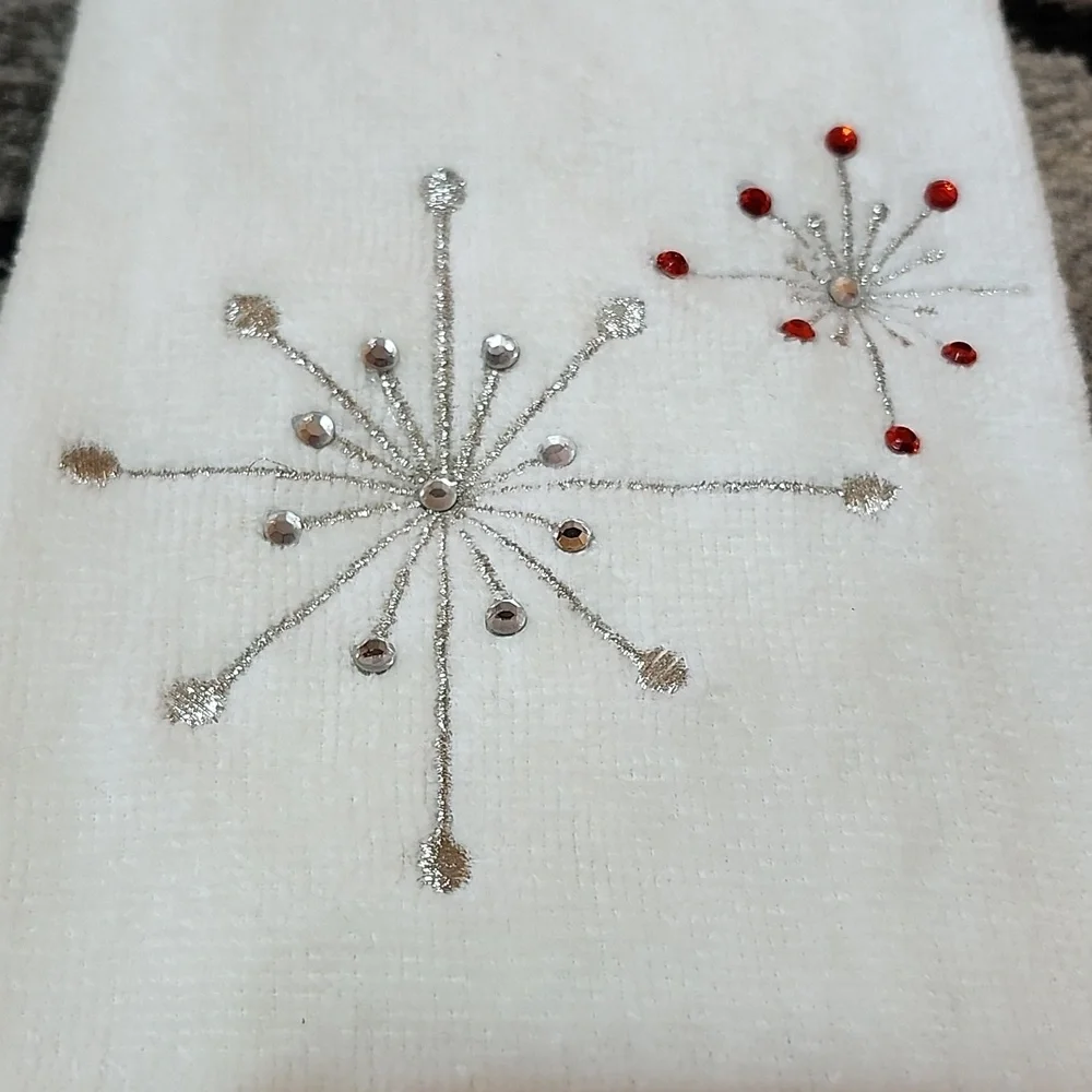 WISH FOR JOY EMBROIDERED RHINESTONES SNOWFLAKES 2-PC DISPLAY TOWEL SET